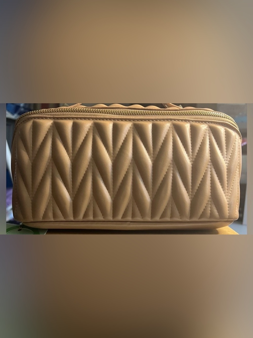 NWT Misvivaus Quilted Makeup Bag
